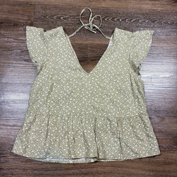 Abercrombie & Fitch Tops - Abercrombie & Fitch Blouse Women's S Green‎ Cap Sleeve V-Neck Peplum Floral Lace